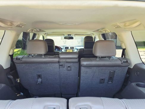 Used 2011 Lexus GX 460 Premium image 52