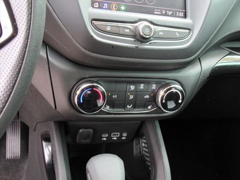 Used 2023 Chevrolet TrailBlazer LT image 24