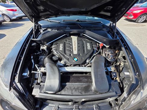 Used 2013 BMW X5 xDrive50i image 18