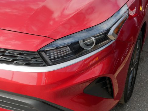 Certified 2022 Kia Forte LXS w/ LXS Technology Package image 16