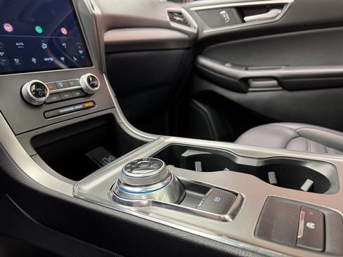 Certified 2022 Ford Edge SEL w/ Convenience Package image 19