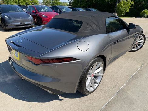 Used 2018 Jaguar F-TYPE Convertible RWD image 5
