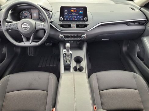 Certified 2025 Nissan Altima 2.5 S image 8