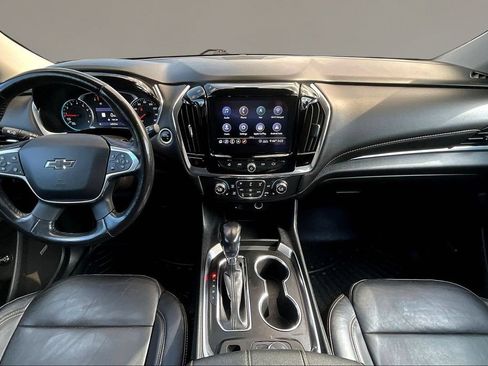 Used 2021 Chevrolet Traverse RS AWD/4WD image 7
