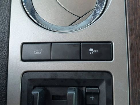 Used 2015 Ford Expedition King Ranch image 19