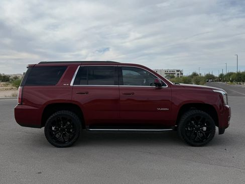 Used 2018 GMC Yukon SLE w/ SLE Value Package RWD image 6