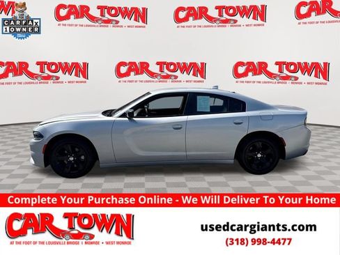 Used 2023 Dodge Charger SXT RWD image 1