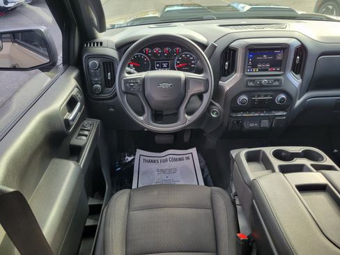 Used 2022 Chevrolet Silverado 1500 Custom Trail Boss image 9