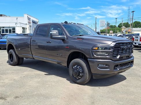 New 2026 RAM 3500 Big Horn AWD/4WD image 1