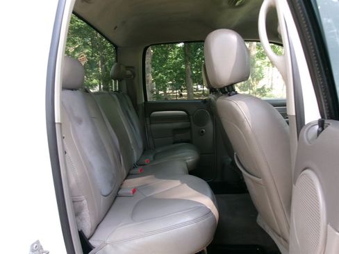 Used 2005 Dodge Ram 1500 Truck SLT RWD image 23