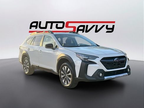 Used 2025 Subaru Outback Limited AWD/4WD image 1