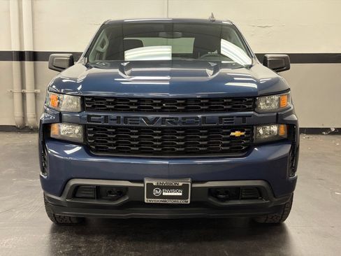 Used 2020 Chevrolet Silverado 1500 Custom w/ Custom Value Package RWD image 4