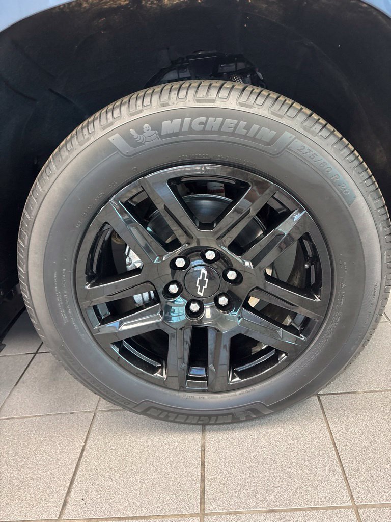 Used 2023 Chevrolet Silverado 1500 RST AWD/4WD image 8