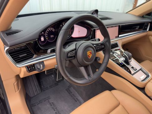 Used 2021 Porsche Panamera 4S image 14