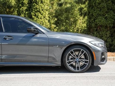 Used 2022 BMW 330e w/ M Sport Package RWD image 14