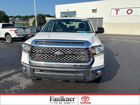 Certified 2019 Toyota Tundra SR5 AWD/4WD image 19