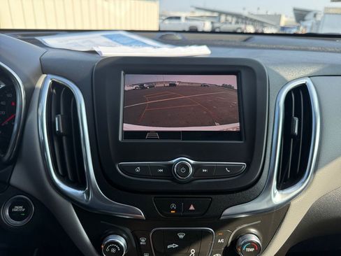 Certified 2022 Chevrolet Equinox LS w/ LS Convenience Package image 25