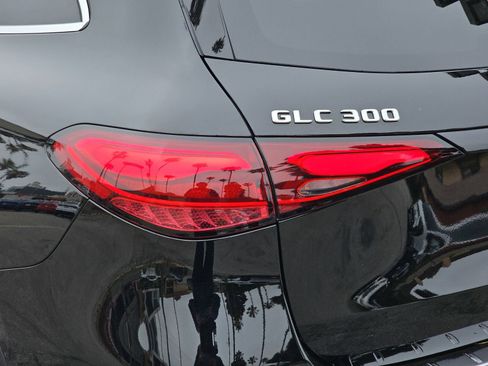 Used 2026 Mercedes-Benz GLC 300 image 33