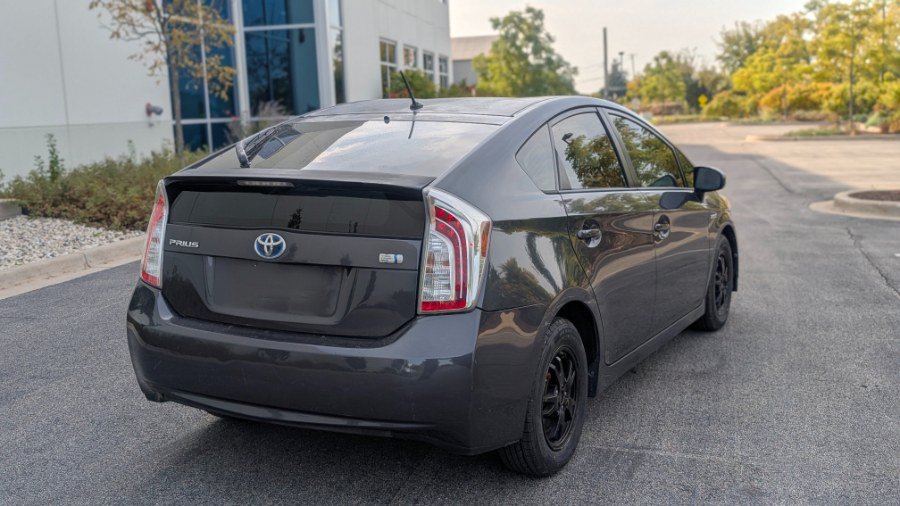 Used 2013 Toyota Prius Two FWD image 3