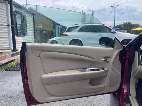 Used 2013 Chrysler 200 Limited FWD image 12