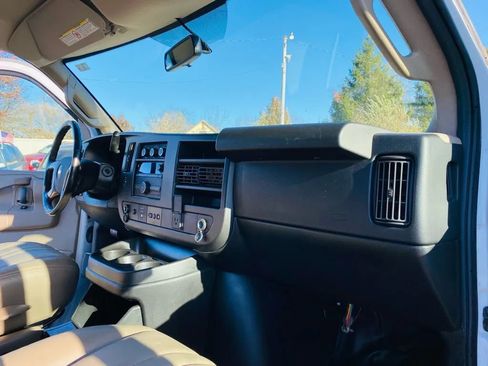 Used 2018 Chevrolet Express 2500 Extended w/ Driver Convenience Package image 22