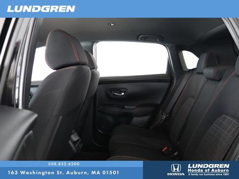 Used 2025 Honda HR-V Sport image 14