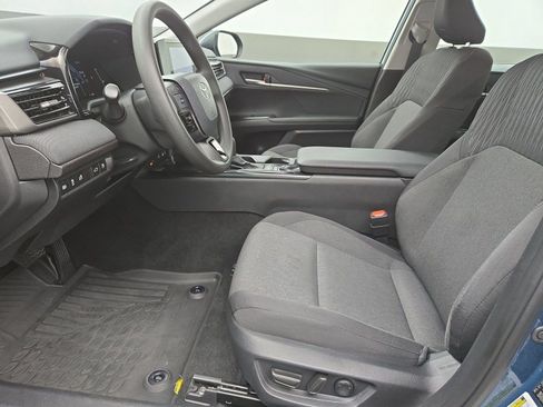 Used 2025 Toyota Camry LE w/ Convenience Package FWD image 15
