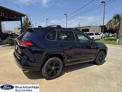 Used 2020 Toyota RAV4 XSE w/ Carpet Mat Package image 10
