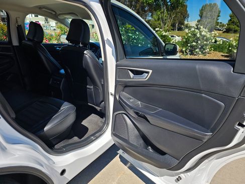 Used 2024 Ford Edge SEL image 26