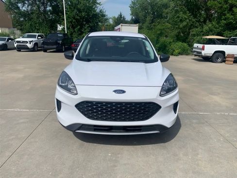 Used 2022 Ford Escape S AWD/4WD image 2