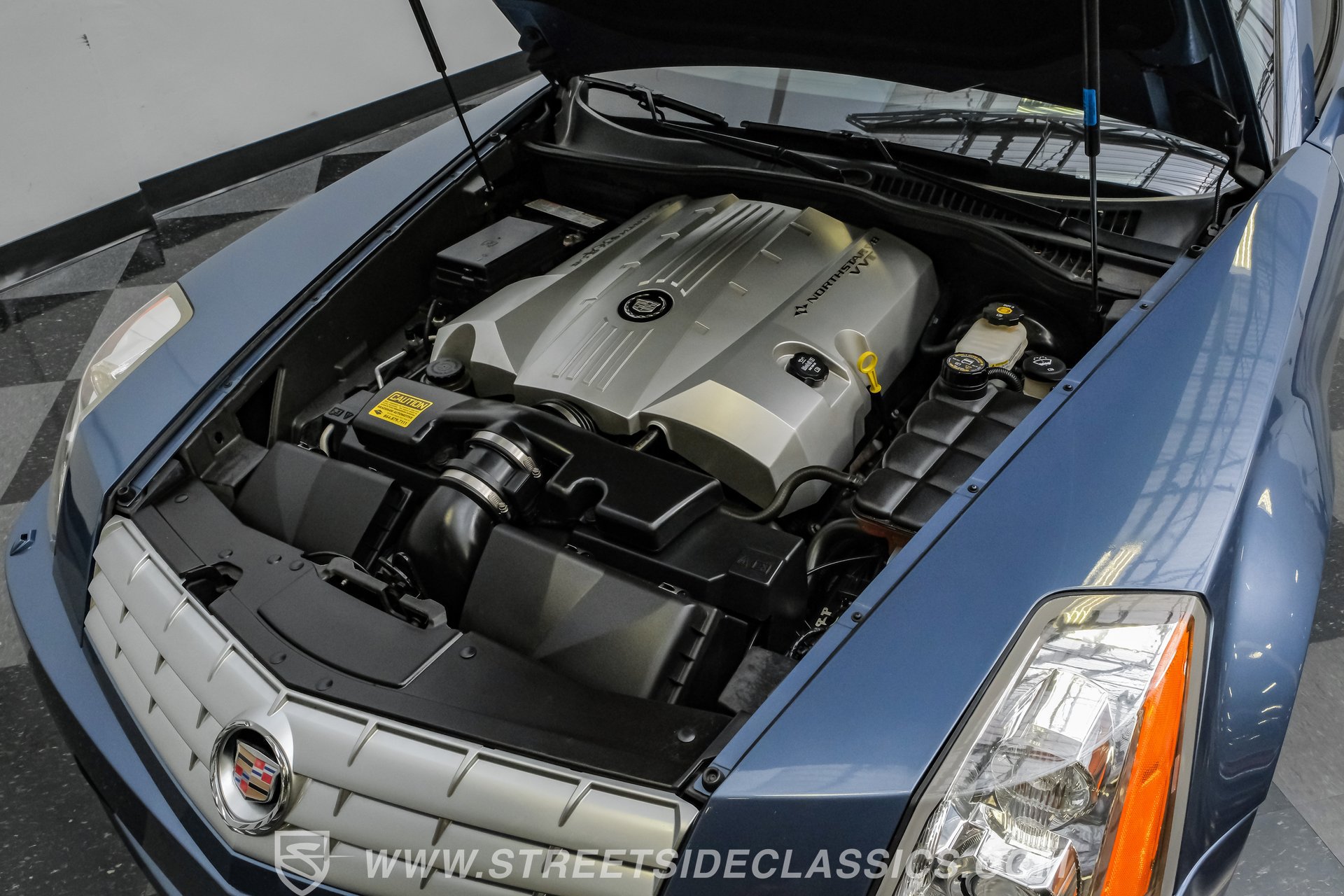 Used 2006 Cadillac XLR RWD image 37
