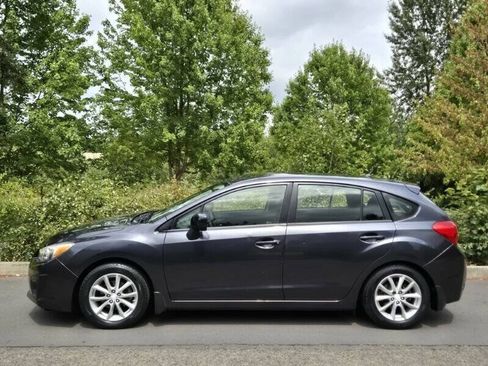 Used 2013 Subaru Impreza 2.0i Premium w/ Popular Pkg 1 AWD/4WD image 1