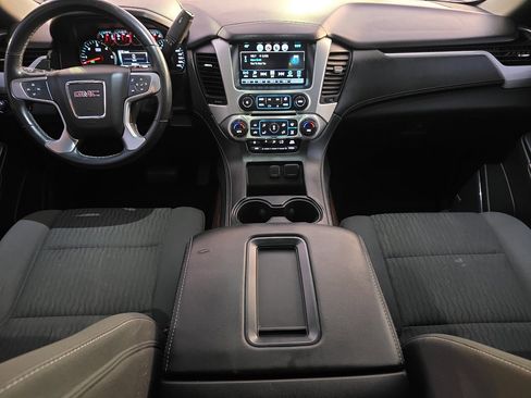 Used 2017 GMC Yukon SLE w/ Convenience Package image 26