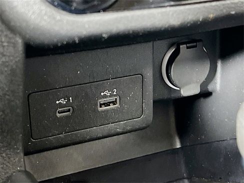 Used 2024 Nissan Kicks SR w/ SR Premium Package image 20