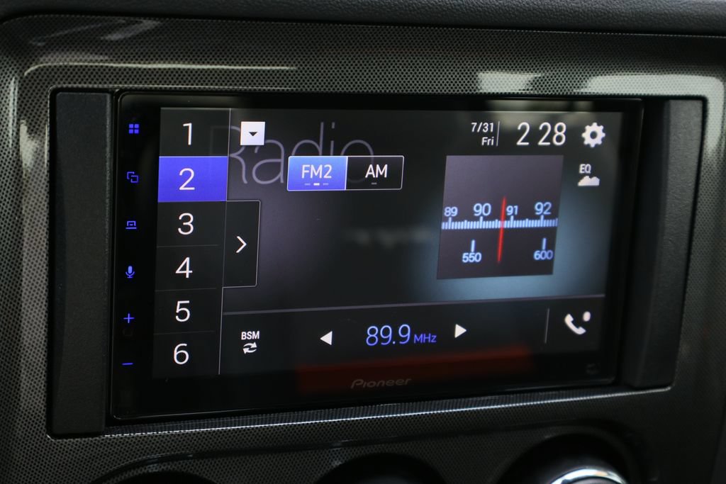 Used 2008 Dodge Challenger SRT8 RWD image 15