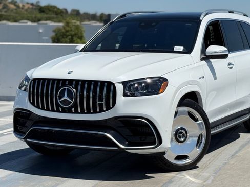 New 2026 Mercedes-Benz GLS 63 AMG 4MATIC image 3