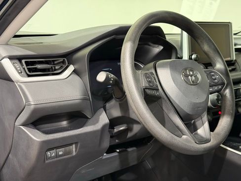 Certified 2025 Toyota RAV4 XLE AWD/4WD image 12