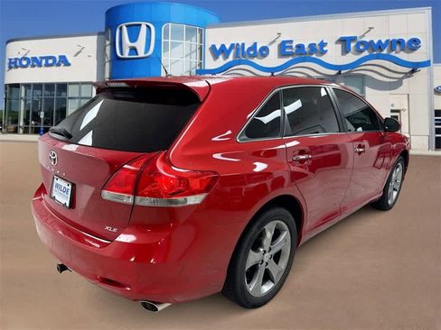 Used 2012 Toyota Venza XLE image 8