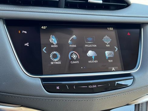 Used 2019 Cadillac XT5 Premium Luxury w/ Driver Assist Package image 28