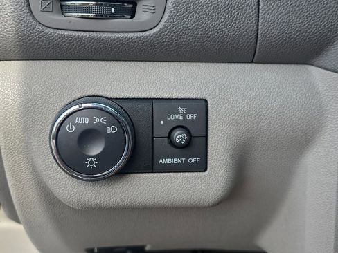 Used 2017 Buick Enclave Leather image 24