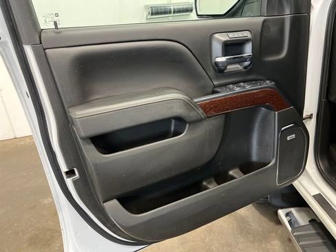 Used 2018 GMC Sierra 1500 SLT w/ SLT Premium Package image 10