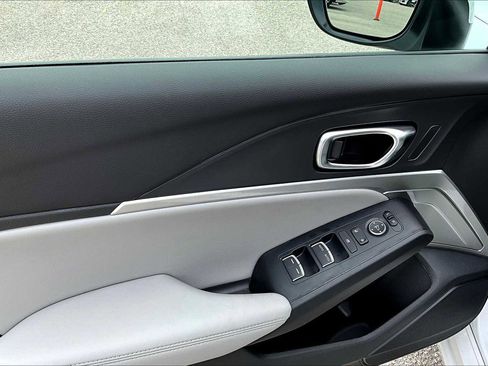 Used 2025 Acura Integra FWD image 10