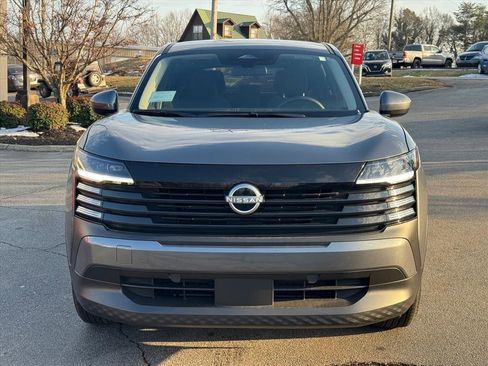 New 2025 Nissan Kicks SV image 8