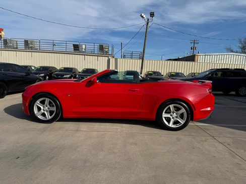 Used 2020 Chevrolet Camaro LT image 8