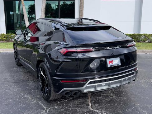 Used 2020 Lamborghini Urus AWD/4WD image 11