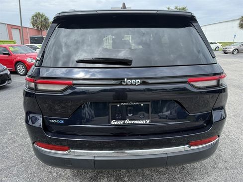 Used 2022 Jeep Grand Cherokee Limited 4xe AWD/4WD image 4