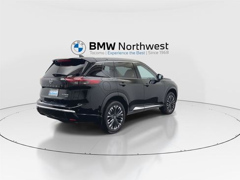 Used 2024 Nissan Rogue Platinum AWD/4WD image 3