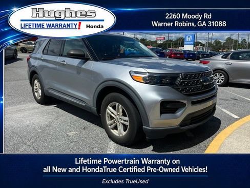 Used 2021 Ford Explorer XLT RWD image 1