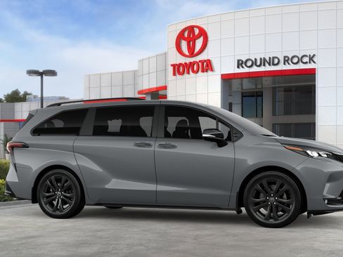 New 2026 Toyota Sienna XSE FWD image 13