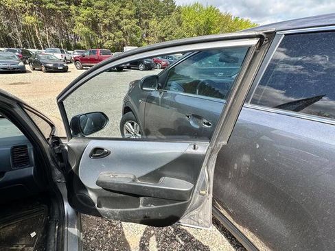 Used 2008 Honda Fit image 29